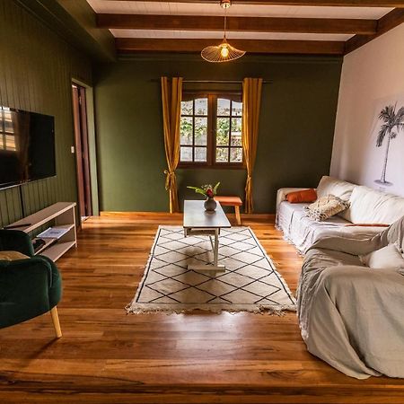 Magnifique Villa Creole Villa Ti Bout Bois Avec Cheminee Au Tevelave Les Avirons エクステリア 写真