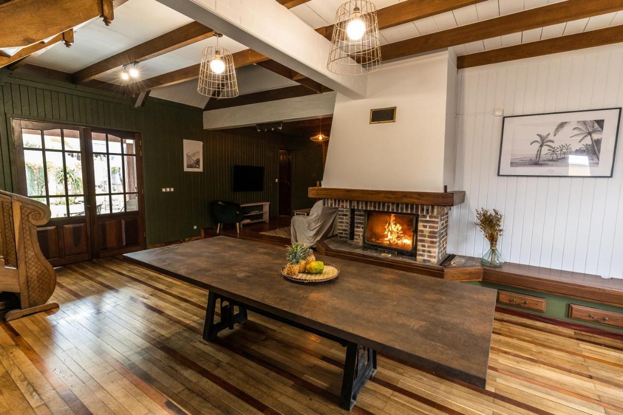 Magnifique Villa Creole Villa Ti Bout Bois Avec Cheminee Au Tevelave Les Avirons エクステリア 写真